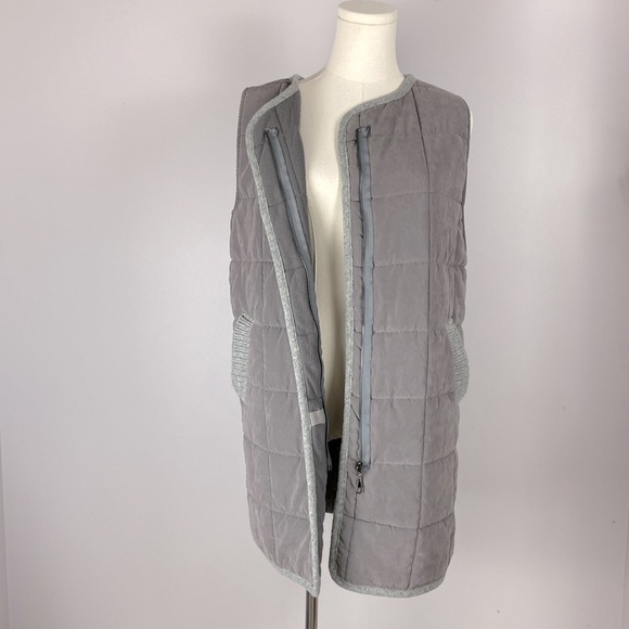 T H Company Unisex Quilted Long Vest with Knit Back - Picture 8 of 11